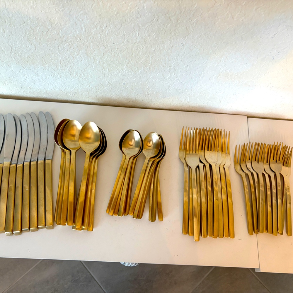 Cambridge Gold Chop Stainless Steel Silverware Set Serve For 12 Or 60 Pieces EUC
